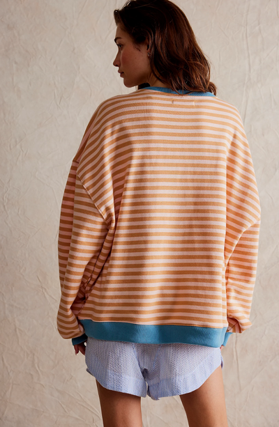 Mana | Plus Size sweter w paski