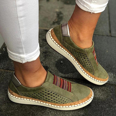 Carolyn - Szykowne wsuwane trampki w stylu boho
