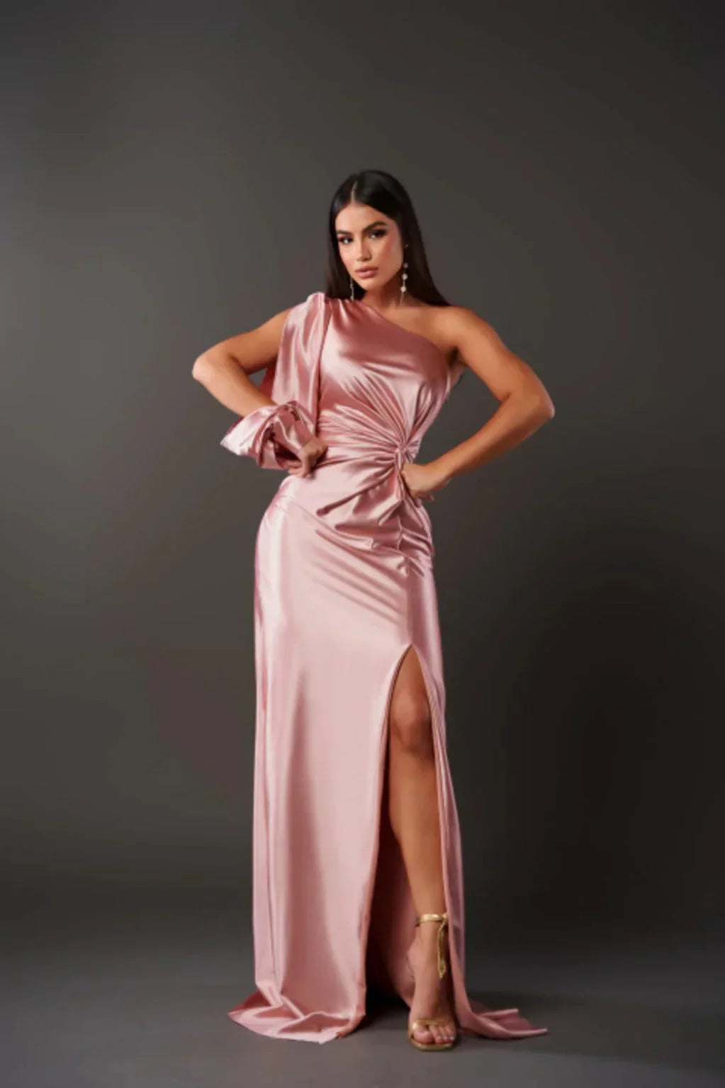 Alison - Elegancka Sukienka Maxi z Rozcięciem